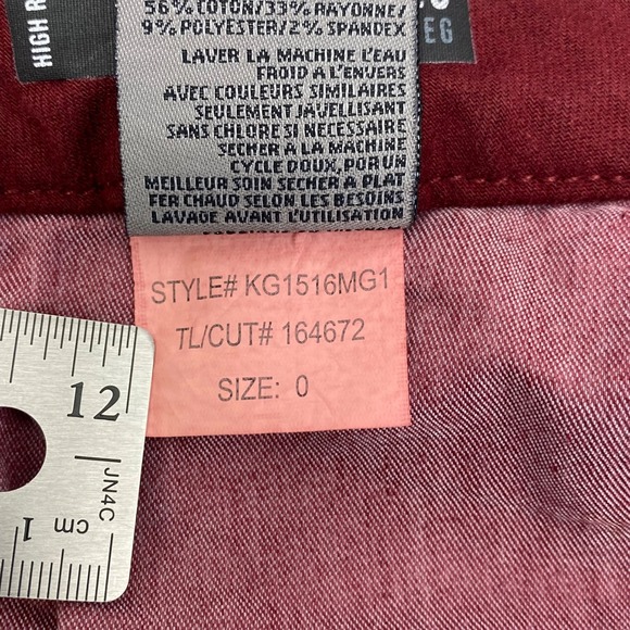 Kut from the Kloth Meg High Rise Fab Ab Wide Leg Maroon Denim Jeans Size 0 New - Picture 13 of 16